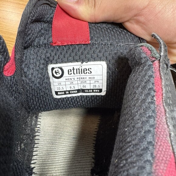 Vintage Etnies Shoes Mens US 10.5 Chunky Skater Y2K Black Red Plaid Trashed Worn - Picture 7 of 7